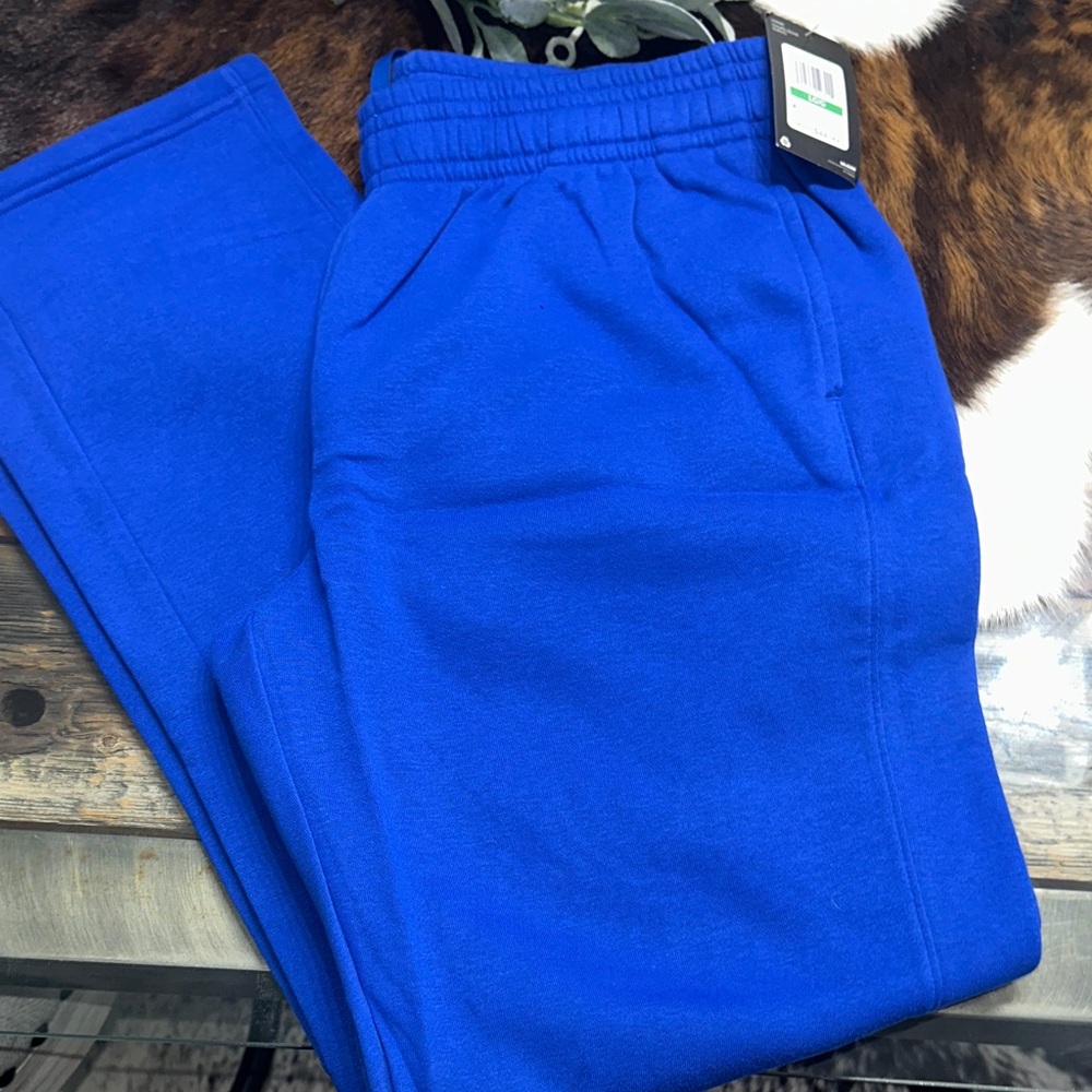 NWT Under Armour Vibrant Blue  fleece Track Pants